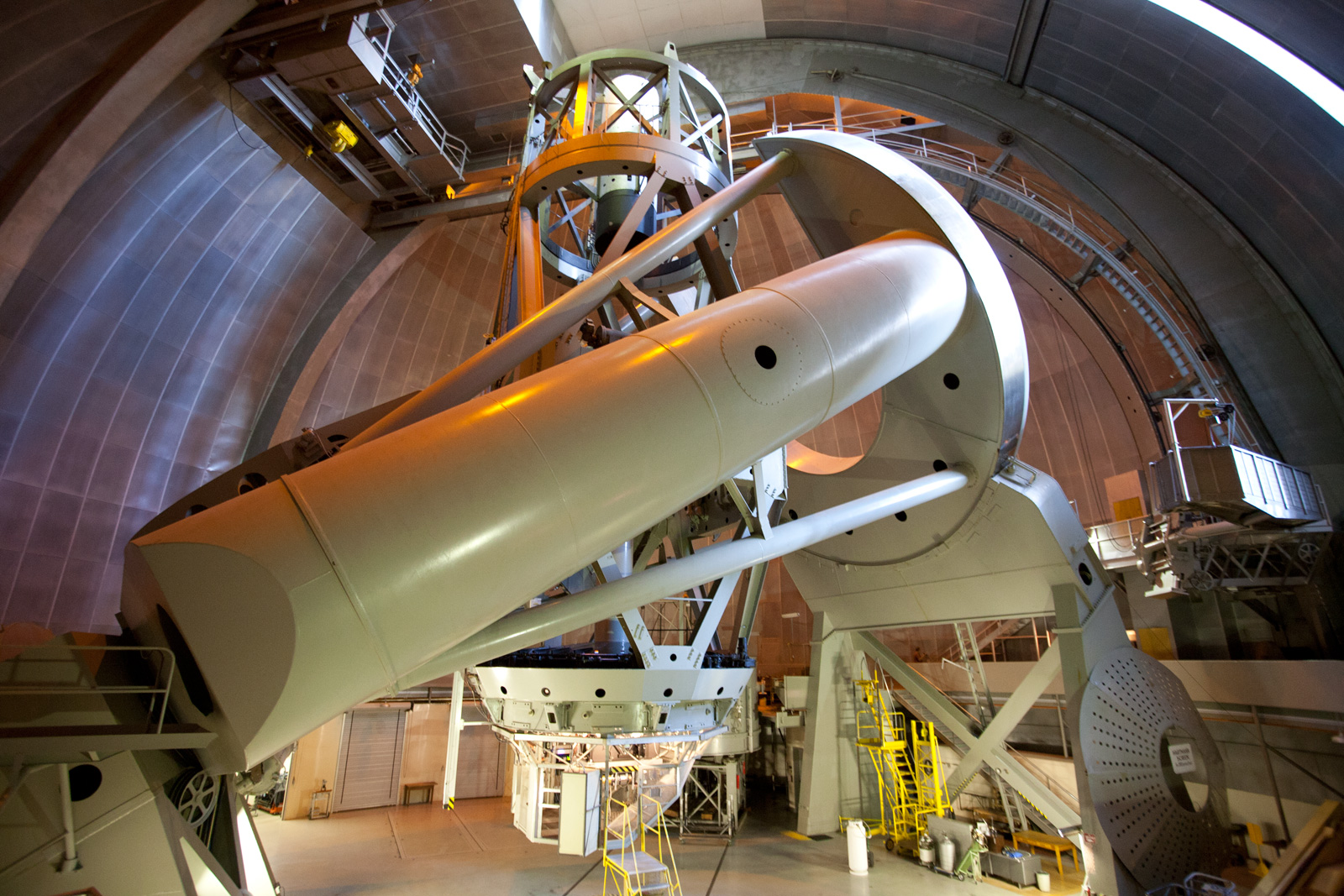 Hale Telescope in Palomar Observatory